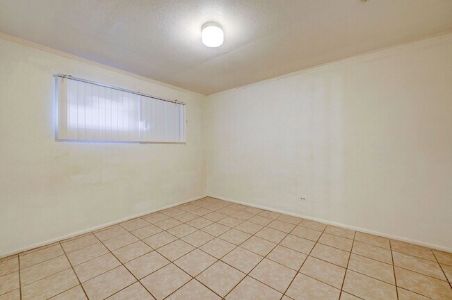 Building Photo - 251 W Northern Ave