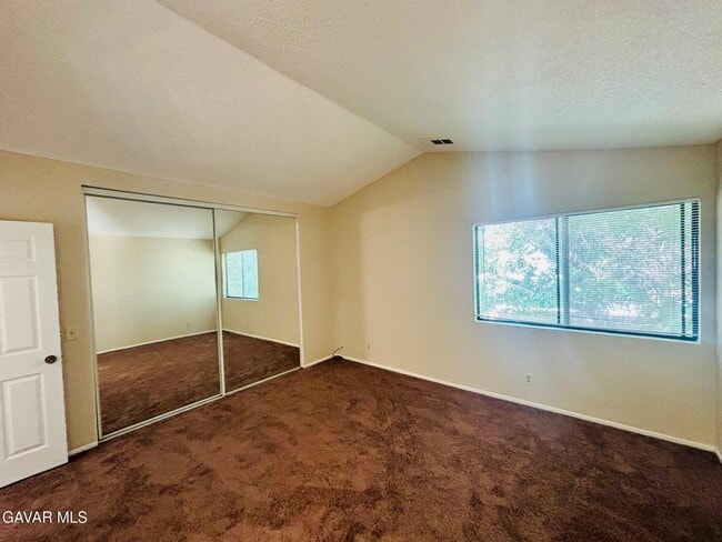 Building Photo - 43242 Cottage Ln