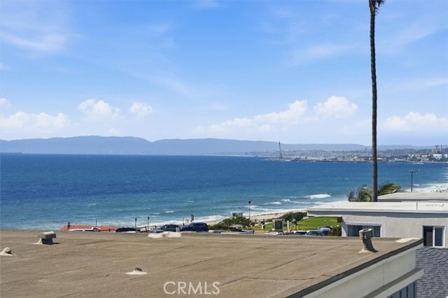 Building Photo - 320 Paseo De La Playa