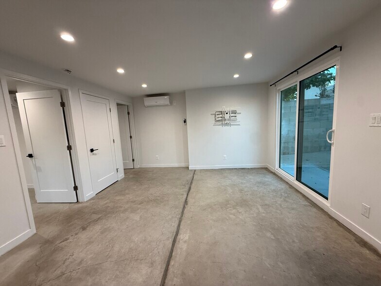 Building Photo - 3311 Gassen Pl