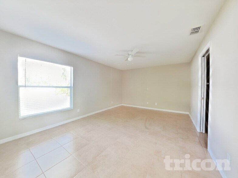 Building Photo - 12572 Buffing Rd