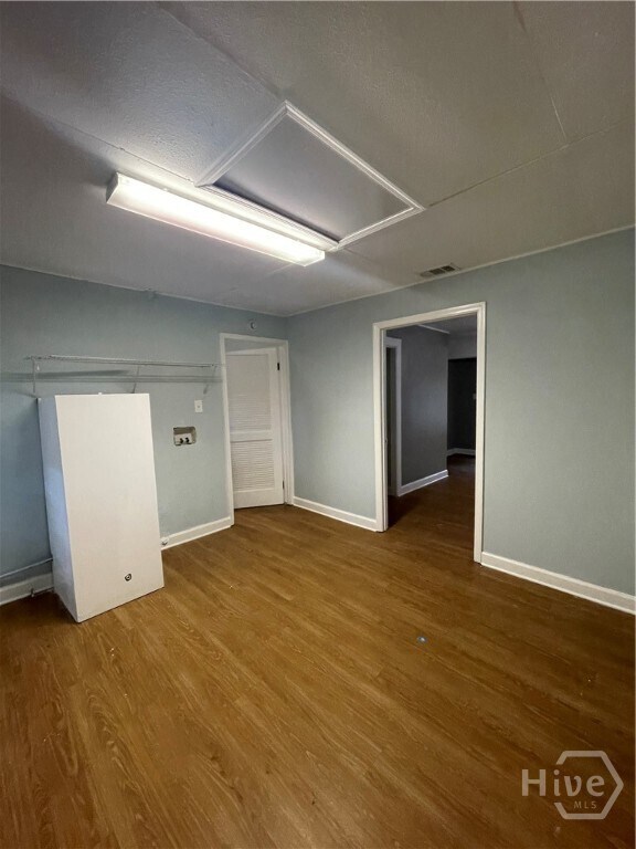 Building Photo - 406 Briarcliff Cir