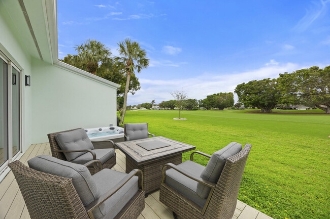 Building Photo - 17235 Bay St