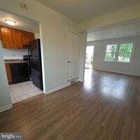 Building Photo - 2528 Iverson St