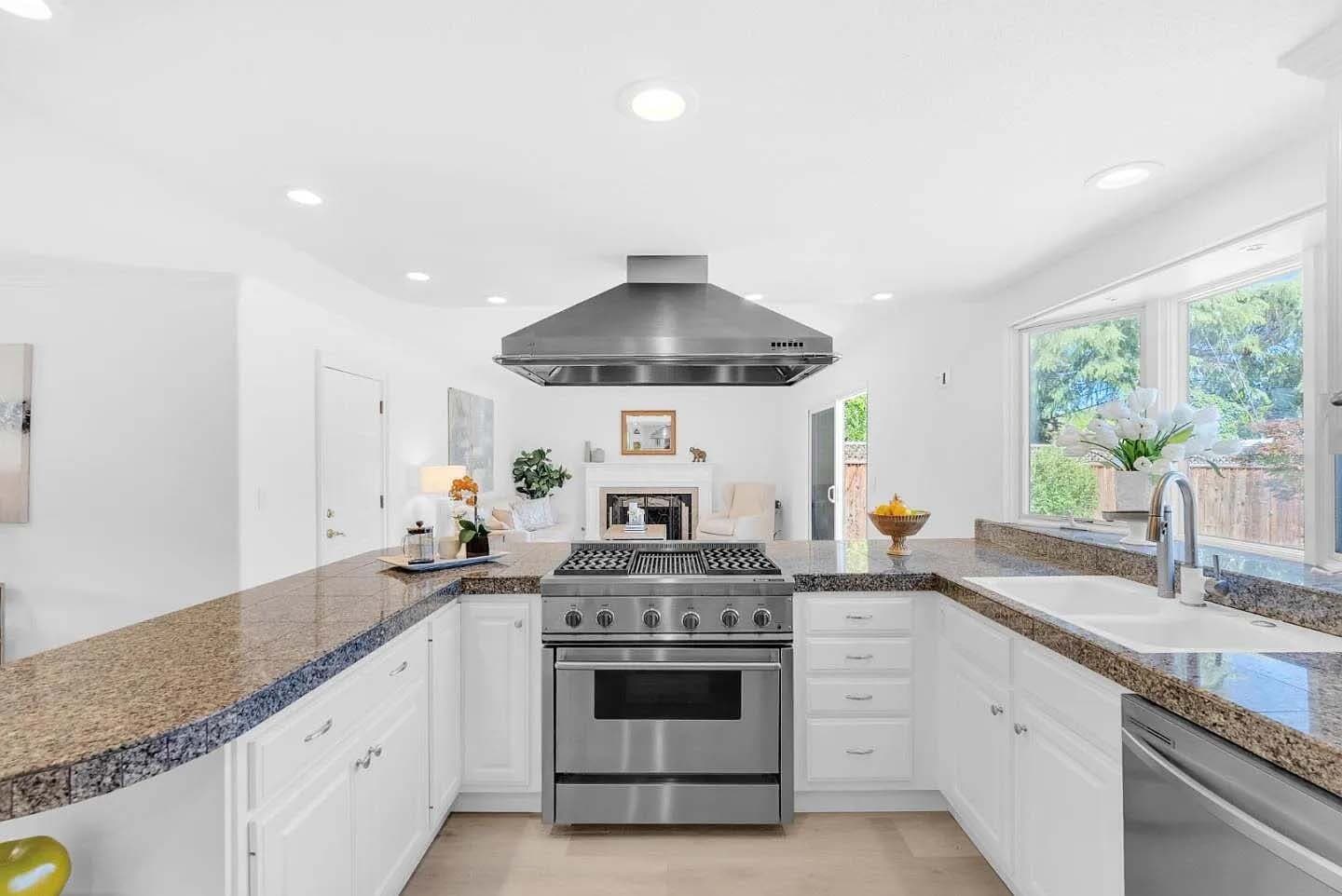 Building Photo - 6332 McAbee Rd