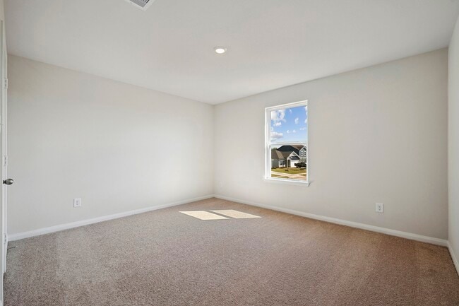 Building Photo - 360 Kingston Wy