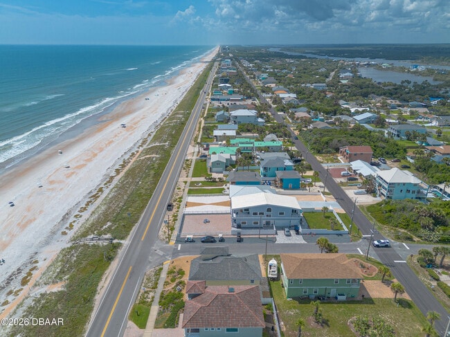 Building Photo - 2288 S Ocean Shore Blvd