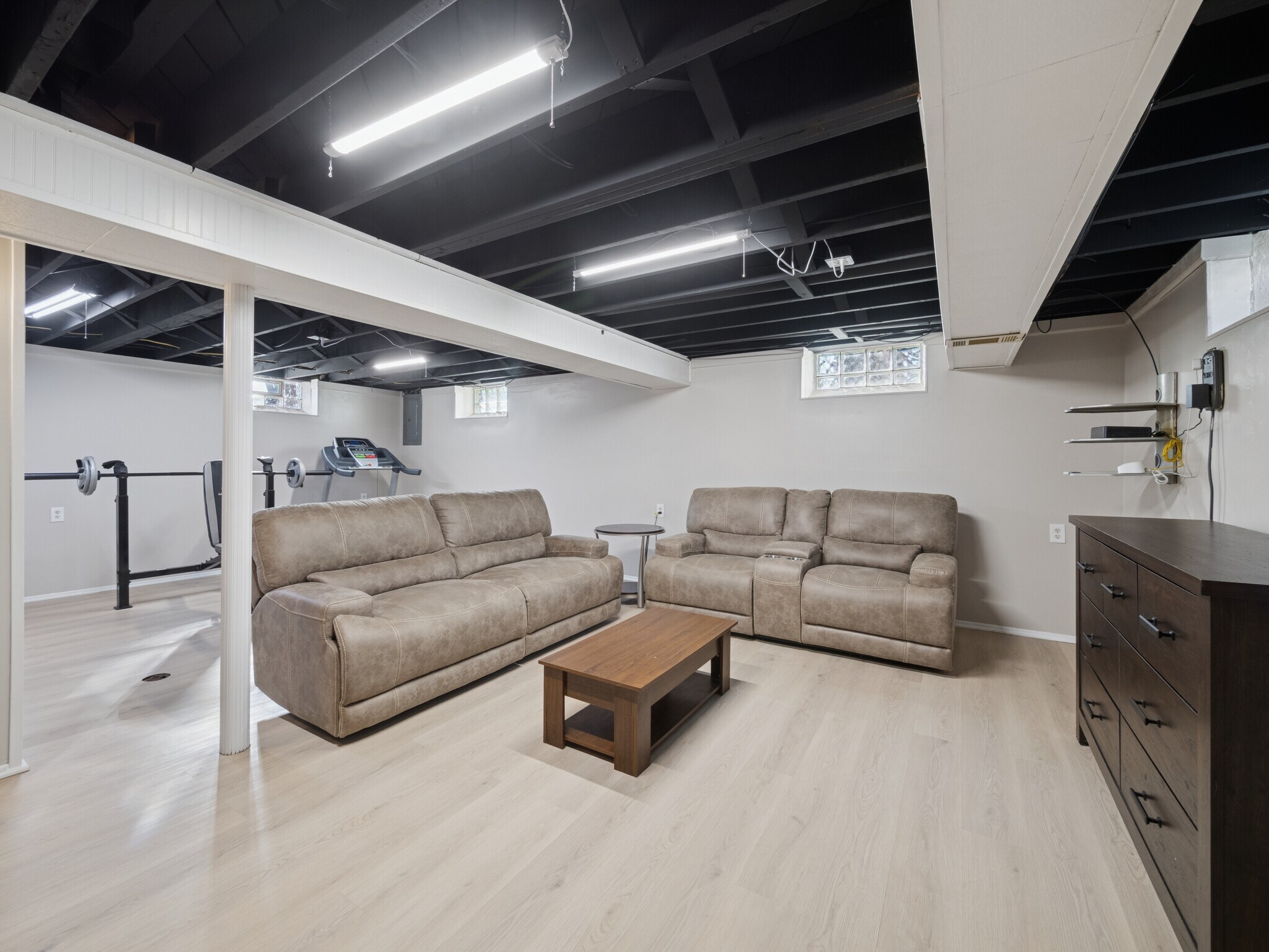 Building Photo - 26805 Richard Dr