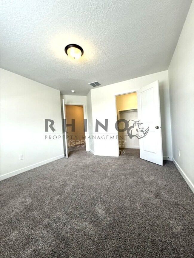 Building Photo - 3243 W 3875 S