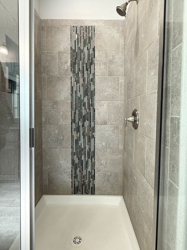 Building Photo - 7104 Thomas Paine Rd