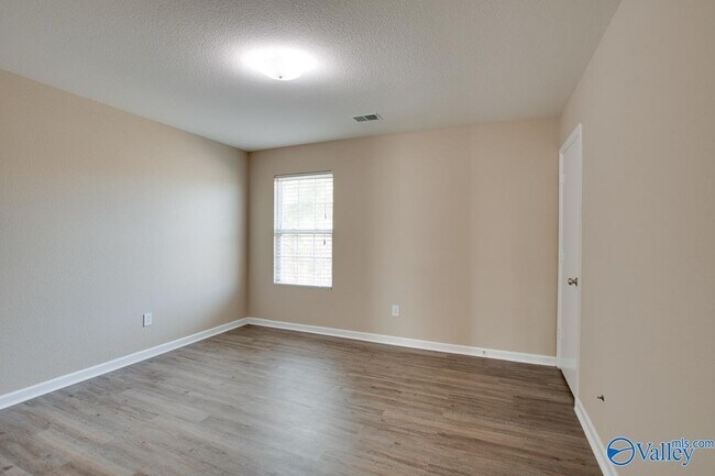 Building Photo - 230 Laramie Circle