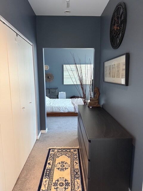 Building Photo - 860 W Blackhawk St