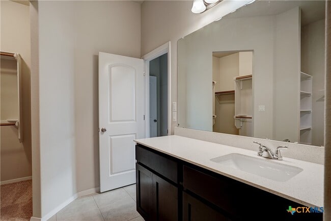 Building Photo - 171 White Dunes Dr