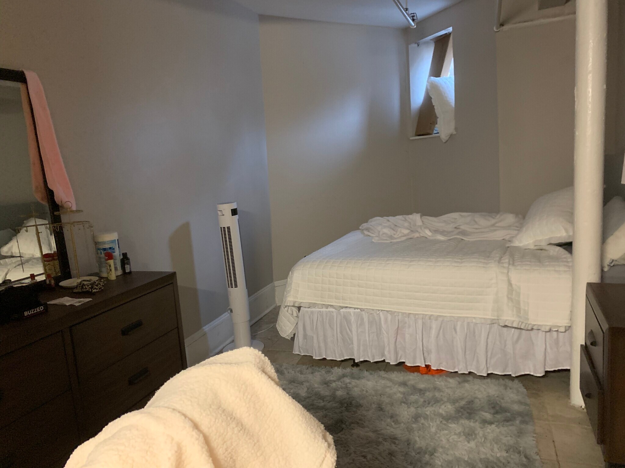 Building Photo - 1066 Commonwealth Ave