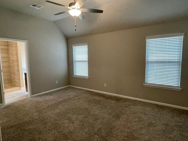 Building Photo - Beautiful 4 bed 3 bath in Deer Creek Schools!