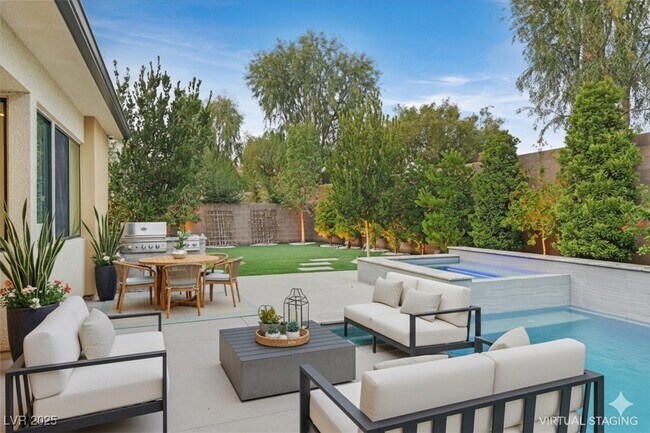 Building Photo - 65 Garibaldi Wy