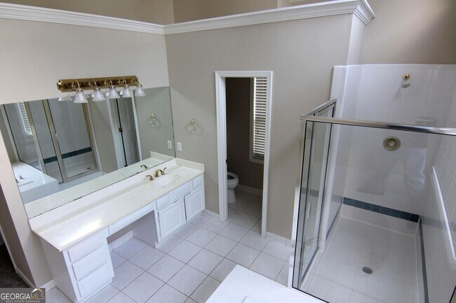 Building Photo - 104 Inverrary Ct
