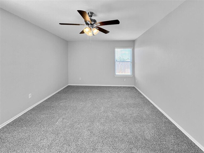 Building Photo - 3517 SE 94th St