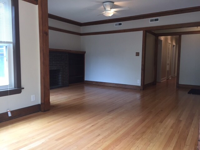 Building Photo - 3722 N Magnolia Ave
