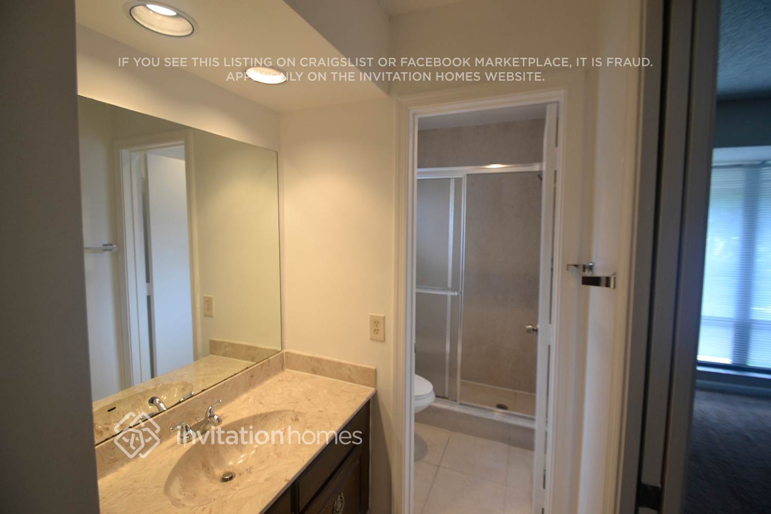 Building Photo - 5988 Glendale Dr