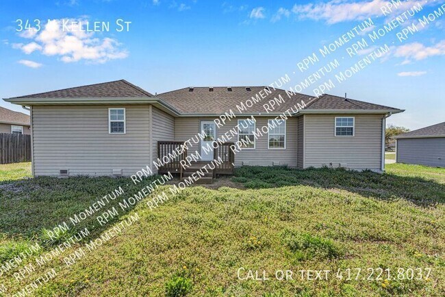 Building Photo - 343 Kellen St