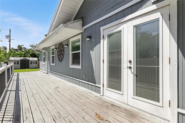 Building Photo - 3634 Burlington Ave N