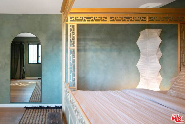 Building Photo - 4661 Bedel St