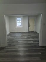 Building Photo - 411 S Arch St