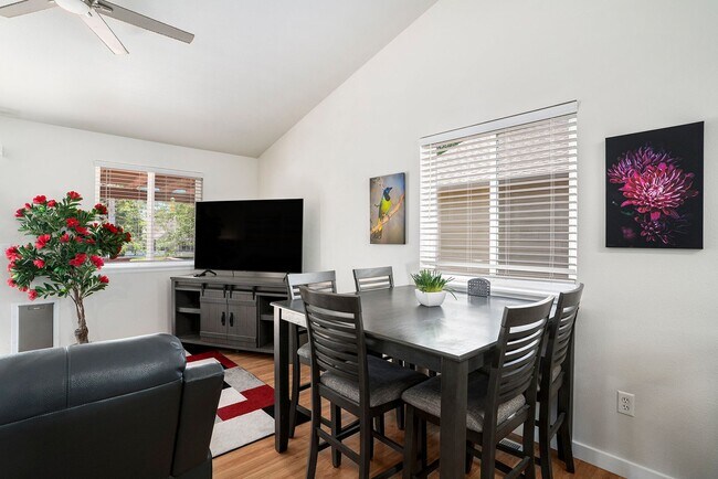 Building Photo - Great Home in West Loveland