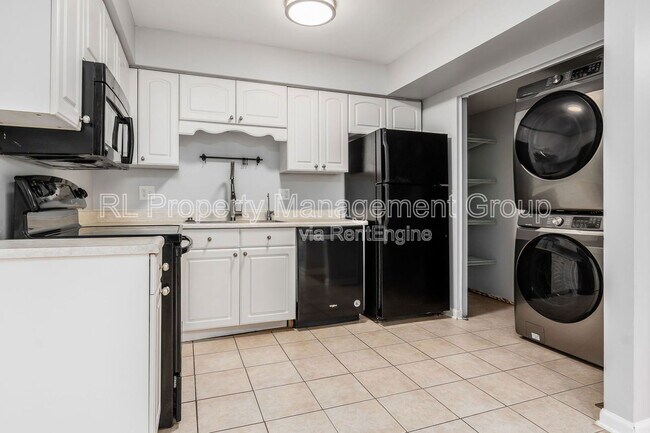 Building Photo - 1340 Baja Ln