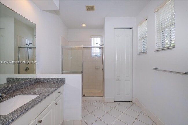 Building Photo - 604 SW 147th Ave