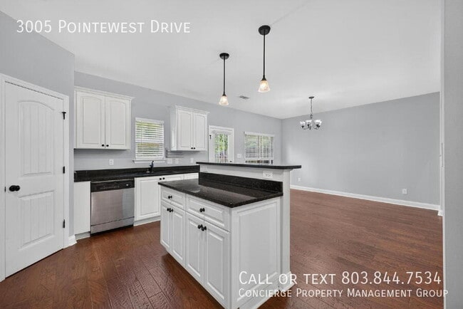 Building Photo - 3005 Pointewest Dr