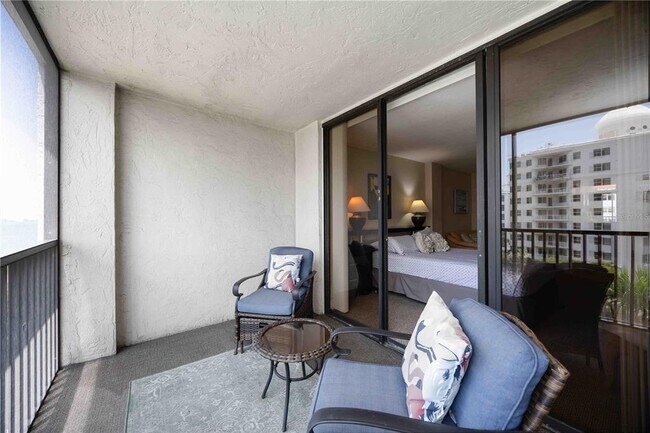 Building Photo - 11 Sunset Dr