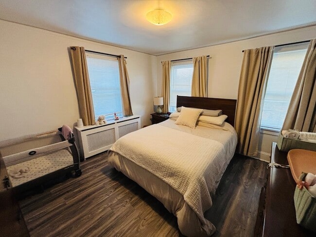 Building Photo - 30 1st St