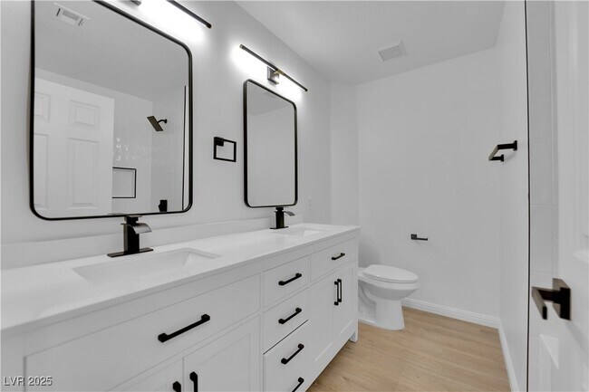 Building Photo - 5029 Tranquil Stream Ct