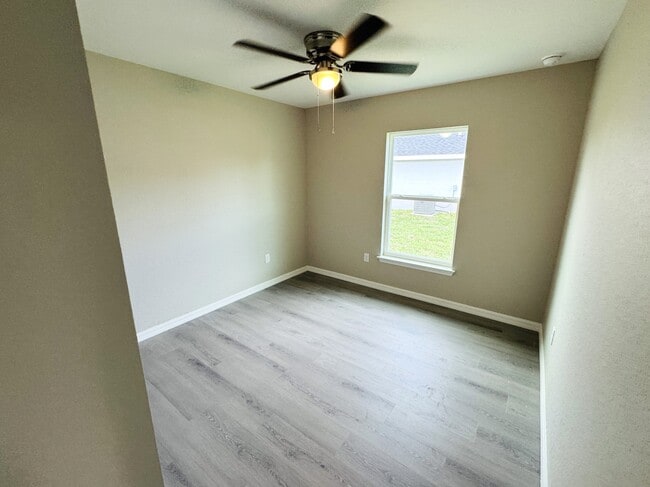 Building Photo - 6584 SE 108th Ln