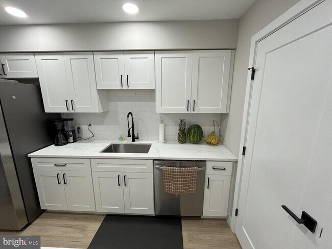 Building Photo - 402 Mulberry Cove