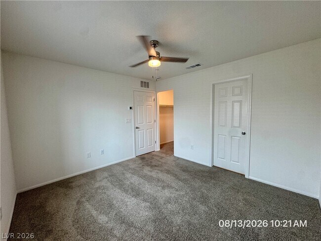 Building Photo - 630 Bellus Pl