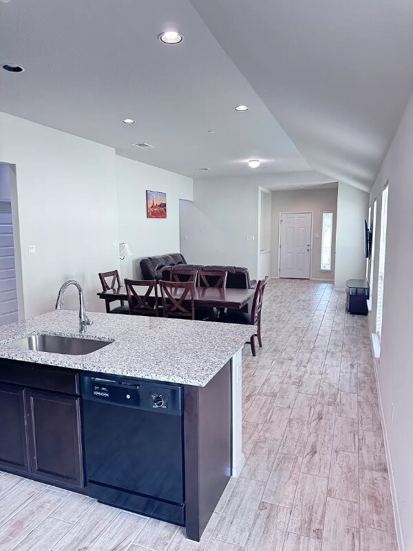 Building Photo - 2800 Joe Dimaggio Blvd