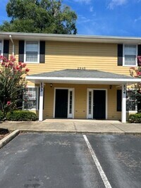 Building Photo - Live Where Life Happens at Woods Edge South