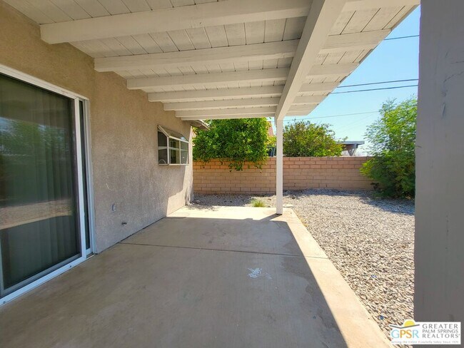 Building Photo - 66365 Cactus Dr