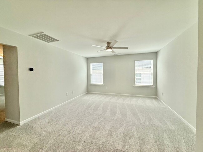 Building Photo - 150 Cherry Blossom Ct