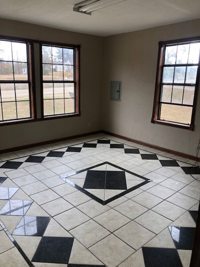 Building Photo - Section 8 approved