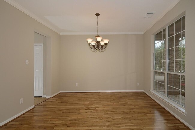 Building Photo - 35 Ebony Oaks Pl