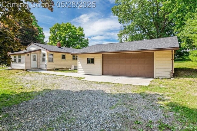 Primary Photo - 3005 S Hickory Ridge Rd