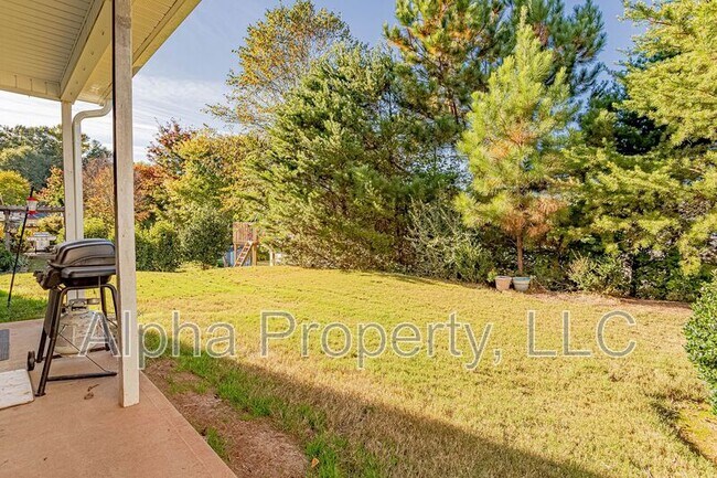 Building Photo - 8 Reid Valley Ct