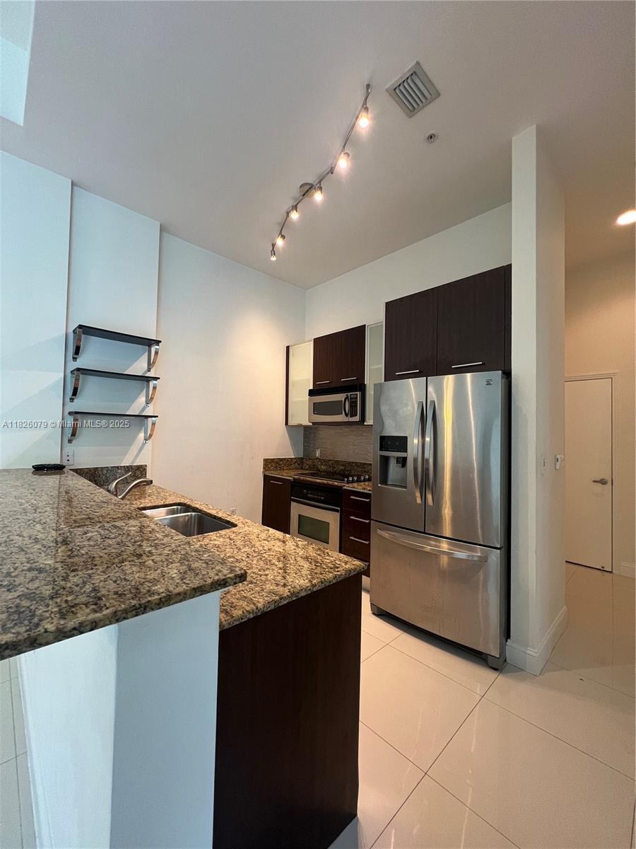 Building Photo - 9066 SW 73rd Ct
