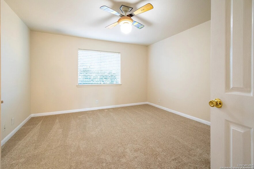 Building Photo - 9207 Larsons Ln