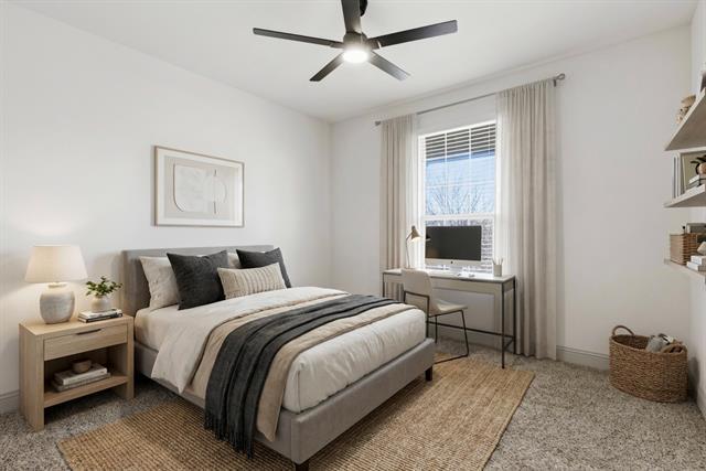 Building Photo - 2418 Askew Dr