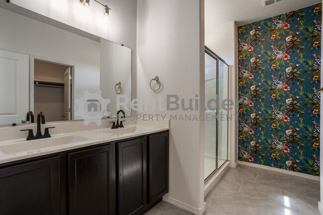 Building Photo - CALL US TODAY AT (505) 808-6467 TO SCHEDUL...